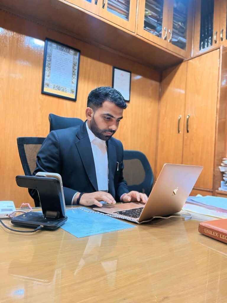advocate manish mukeria
