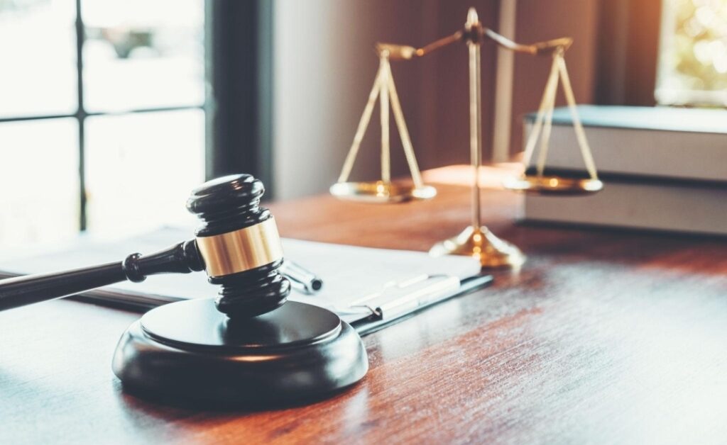 Advocate Manish Mukeria ADR services Gurgaon