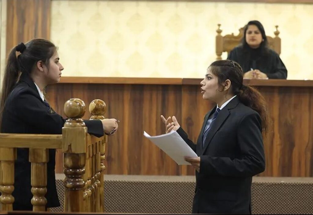 Advocate Manish Mukeria criminal lawyer services